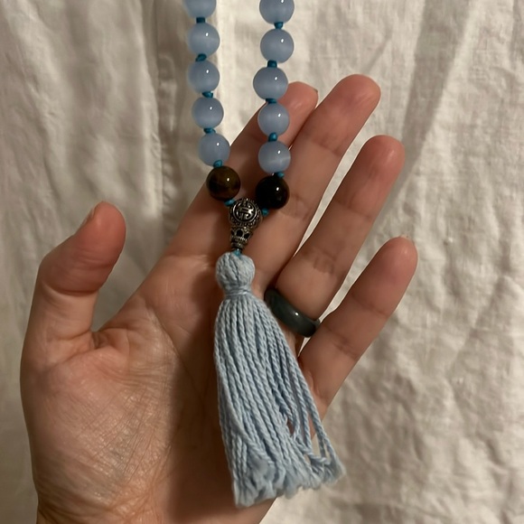 Hand tied meditation Mala - Picture 2 of 3